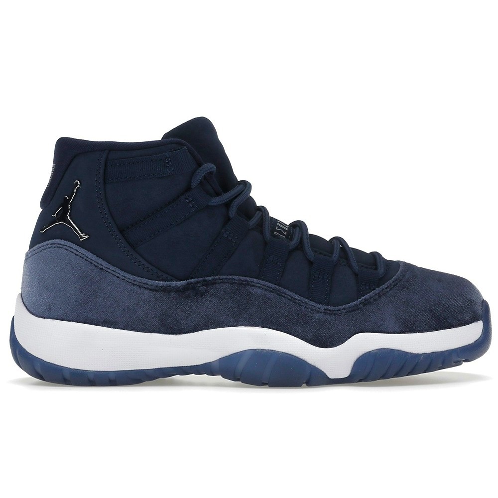 Air Jordan 11 Retro Midnight Navy Velvet (Women Exclusive) AR0715-441